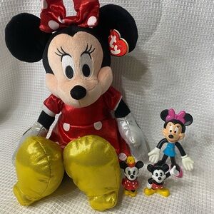 Disney Minnie Mouse Plush and Figurine Set